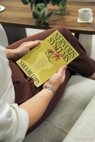 Nervous Systems: Spiritual Practices to Calm Anxiety in Your Body, the Church, and Politics - Sara Billups [KSIĄŻKA]