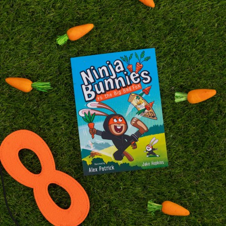 Ninja Bunnies vs the Big Bad Fox: Book 1: A hilarious and colourful adventure story - Jake Hopkins [KSIĄŻKA]