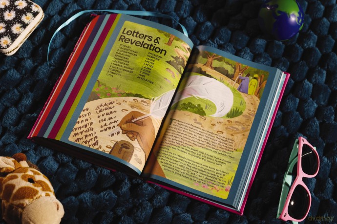 NIrV, Tiny Theologians Bible, Leathersoft over Board, Pink, Comfort Print: A Beginner's Guide to the Bible - for Kids - Gannett Amy [KSIĄŻKA]