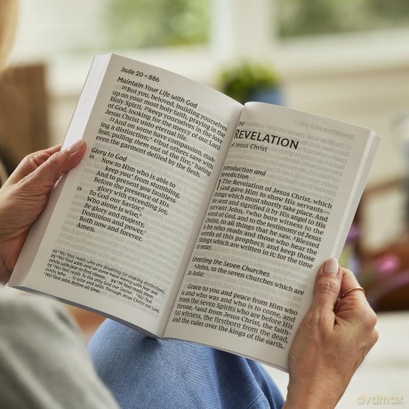 NKJV Super Giant Print New Testament, Hardcover, Red Letter, Comfort Print [KSIĄŻKA]