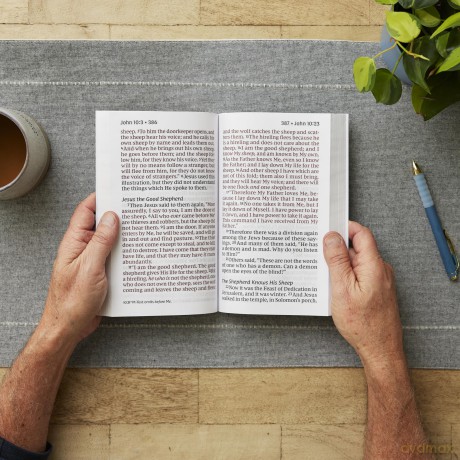 NKJV Super Giant Print New Testament, Hardcover, Red Letter, Comfort Print [KSIĄŻKA]
