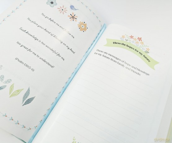 NLT Baby Blessings Bible: A Keepsake for Special Memories: New Living Translation, British Text Version [KSIĄŻKA]