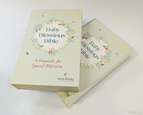 NLT Baby Blessings Bible: A Keepsake for Special Memories: New Living Translation, British Text Version [KSIĄŻKA]