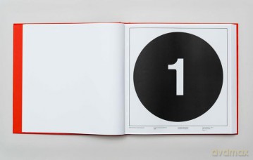 NYCTA Graphics Standards Manual - Standards Manual [KSIĄŻKA]