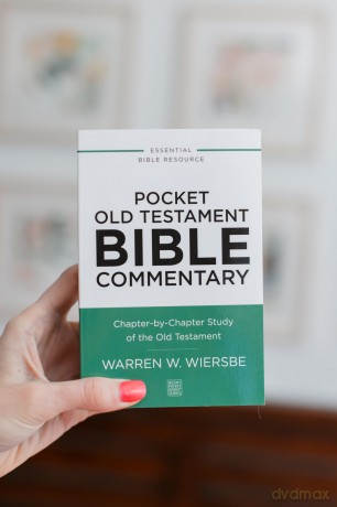 Pocket Old Testament Bible Commentary: Chapter-by-Chapter Study of the Old Testament (Nelson's Pocket Reference Series) - Warren Wiersbe [KSIĄŻKA]