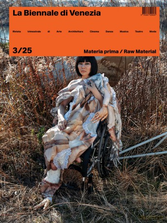 Rivista La Biennale Di Venezia 3/25: Materia Prima/Raw Material (Venice Biennale Series) [KSIĄŻKA]