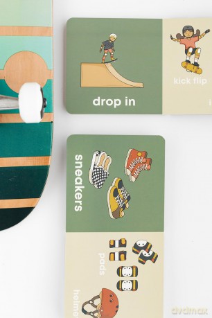 Skater Baby: Board Book for Early Learners (Let's Go! Baby) - Danielle, Il Wilson [KSIĄŻKA]