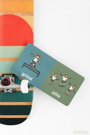Skater Baby: Board Book for Early Learners (Let's Go! Baby) - Danielle, Il Wilson [KSIĄŻKA]