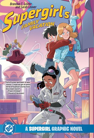 Supergirl's Family Vacation - Brandon T Snider [KSIĄŻKA]