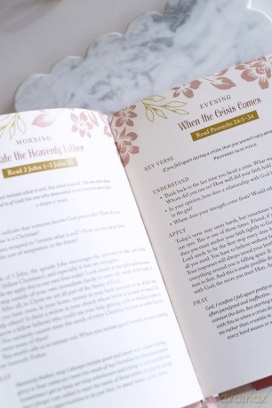 The 5-Minute Bible Study for Women: Morning and Evening Edition - Compiled By Barbour [KSIĄŻKA]