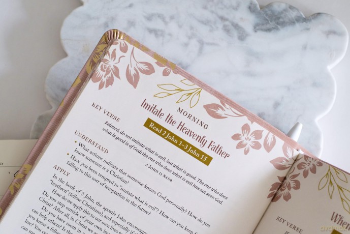 The 5-Minute Bible Study for Women: Morning and Evening Edition - Compiled By Barbour [KSIĄŻKA]