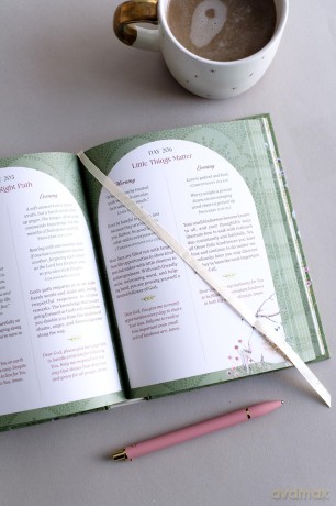 The Bible Promise Book for Morning and Evening: Promises, Devotions, and Prayers for Women - Compiled By Barbour [KSIĄŻKA]