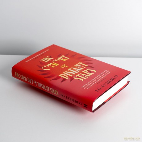 The Comfort of Distant Stars: Finalist for the Orwell Prize 2026 - I O Echeruo [KSIĄŻKA]