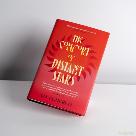 The Comfort of Distant Stars: Finalist for the Orwell Prize 2026 - I O Echeruo [KSIĄŻKA]