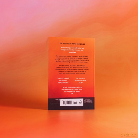 The Emperor of Gladness: Discover the Sunday Times bestseller about chosen family and second chances, one of 2026's most powerful new reads - Ocean Vuong [KSIĄŻKA]