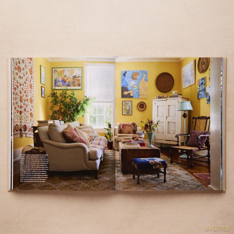 The Layered Home: Inspiration for Creating Cozy, Collected Rooms - Benjamin Reynaert [KSIĄŻKA]