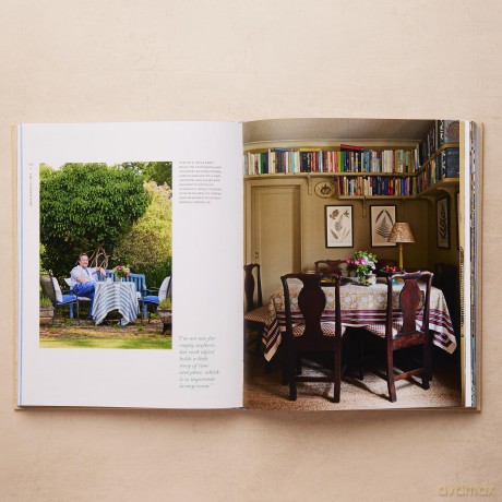 The Layered Home: Inspiration for Creating Cozy, Collected Rooms - Benjamin Reynaert [KSIĄŻKA]