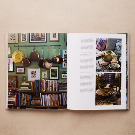 The Layered Home: Inspiration for Creating Cozy, Collected Rooms - Benjamin Reynaert [KSIĄŻKA]