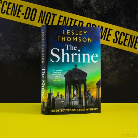 The Shrine: the brand new Detective's Daughter mystery - Lesley Thomson [KSIĄŻKA]