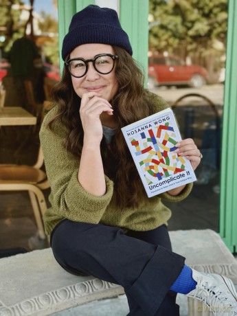 Uncomplicate It: Permission to Enjoy God in Your Unique Way - Hosanna Wong [KSIĄŻKA]