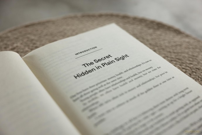 Unhinged Habits: A Counterintuitive Guide for Humans to Have More by Doing Less - Jonathan Goodman [KSIĄŻKA]