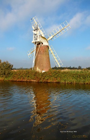 Walking and Exploring the Northern Broads - Joe Jackson [KSIĄŻKA]