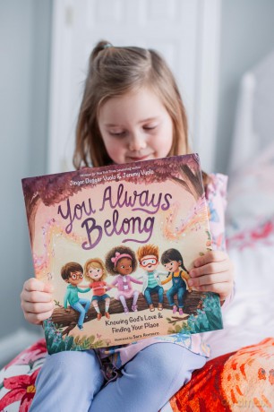 You Always Belong: Knowing God's Love and Finding Your Place - Jinger Vuolo [KSIĄŻKA]