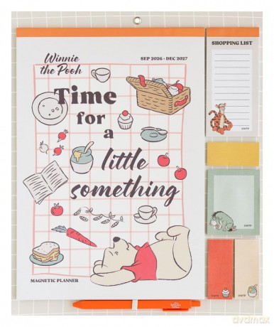 Winnie the Pooh Magnetic Planner 2026/27 30 x 35 cm