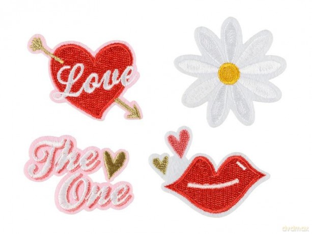 Naprasowanki Love mix 4szt
