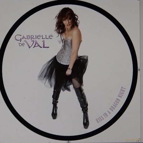Gabrielle De Val-Kiss In A Dragon Night: Gabrielle De Val-Kiss In A Dragon Night [Winyl]