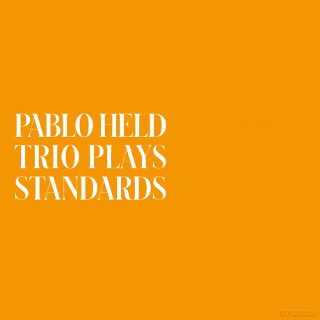Held Pablo: Held,Pablo-Trio Plays Standards [Winyl]