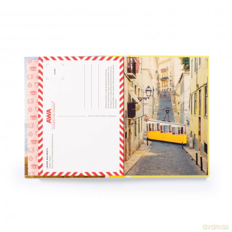 Accidentally Wes Anderson Postcards [KSIĄŻKA]