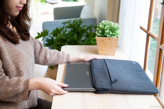 Acer Protective Sleeve 14" Grau mit Fron