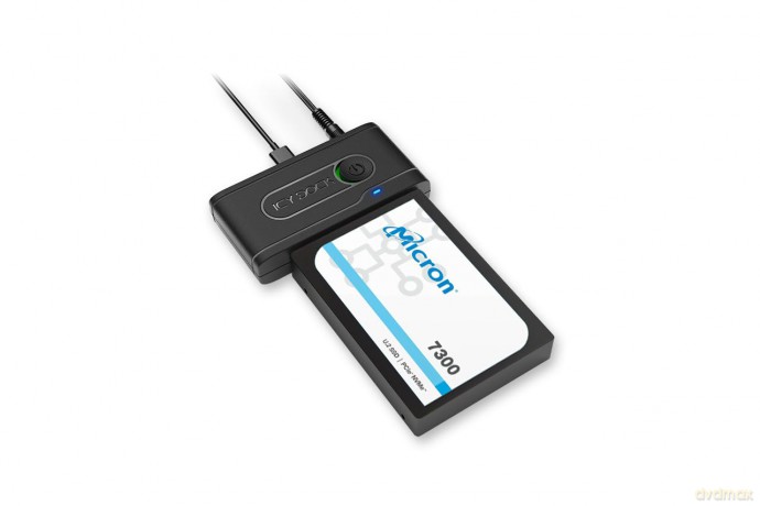 Adapter IcyDock 2.5" U.2 NVMe SSD to USB