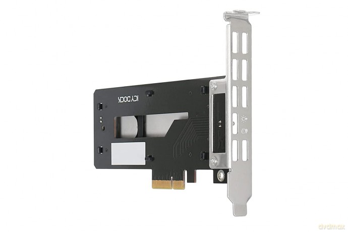 Adapter IcyDock M.2 NVMe SSD to PCIe Ada