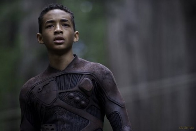 After Earth [DVD]