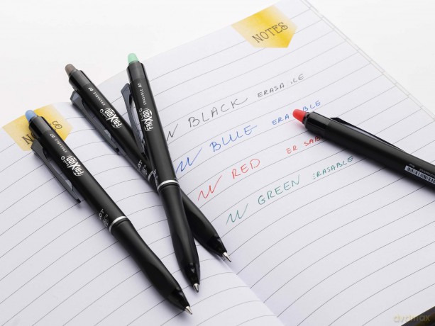 Pilot: AKTION: PILOT FRIXION ball + Tintenrolle