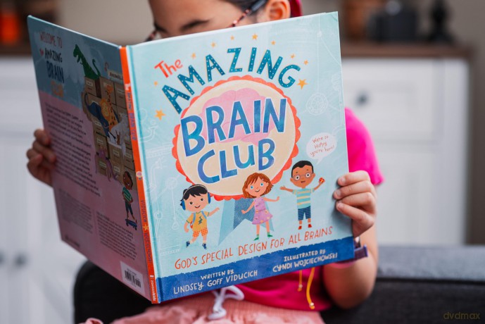 Amazing Brain Club Hb [KSIĄŻKA]