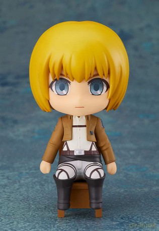 ATTACK ON TITANS - Armin Arlert - Figure