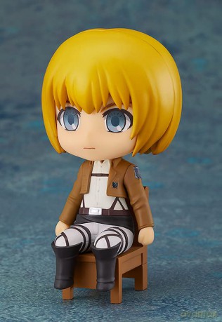 ATTACK ON TITANS - Armin Arlert - Figure