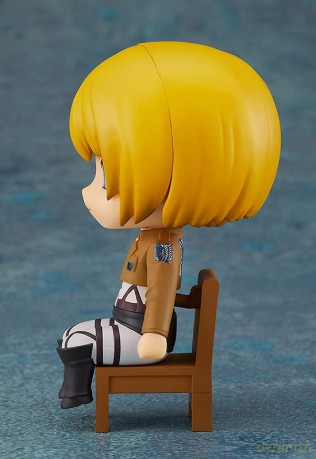 ATTACK ON TITANS - Armin Arlert - Figure