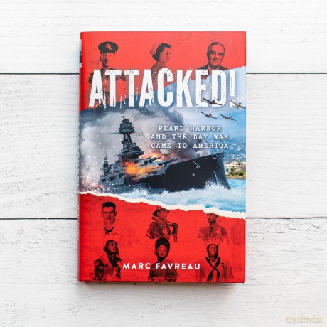Attacked [KSIĄŻKA]