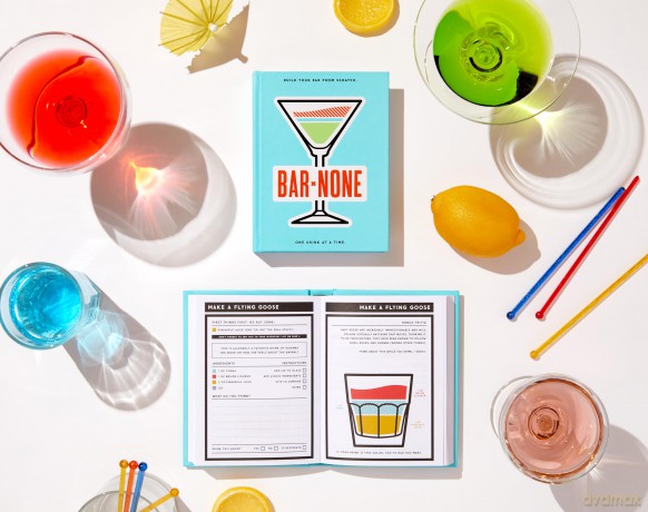 Bar None Drink Journal [KSIĄŻKA]
