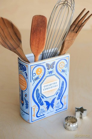 Bibliophile Vase 2 [KSIĄŻKA]