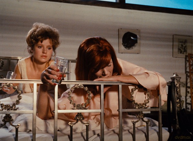 Bitter Tears Of Petra Von Kant [Blu-Ray]