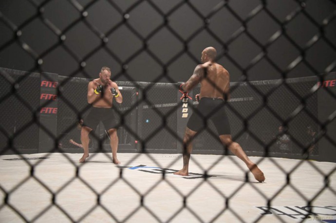 Cagefighter: Worlds Collide [DVD]