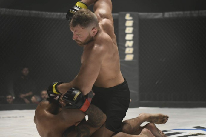 Cagefighter: Worlds Collide [DVD]