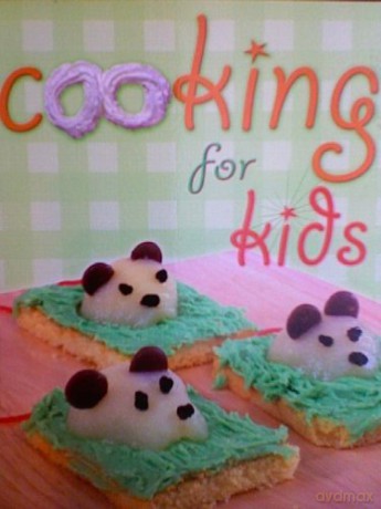 Cooking For Kids [KSIĄŻKA]