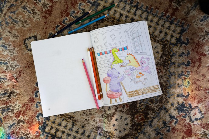 Cozy Critters Coloring Book [KSIĄŻKA]