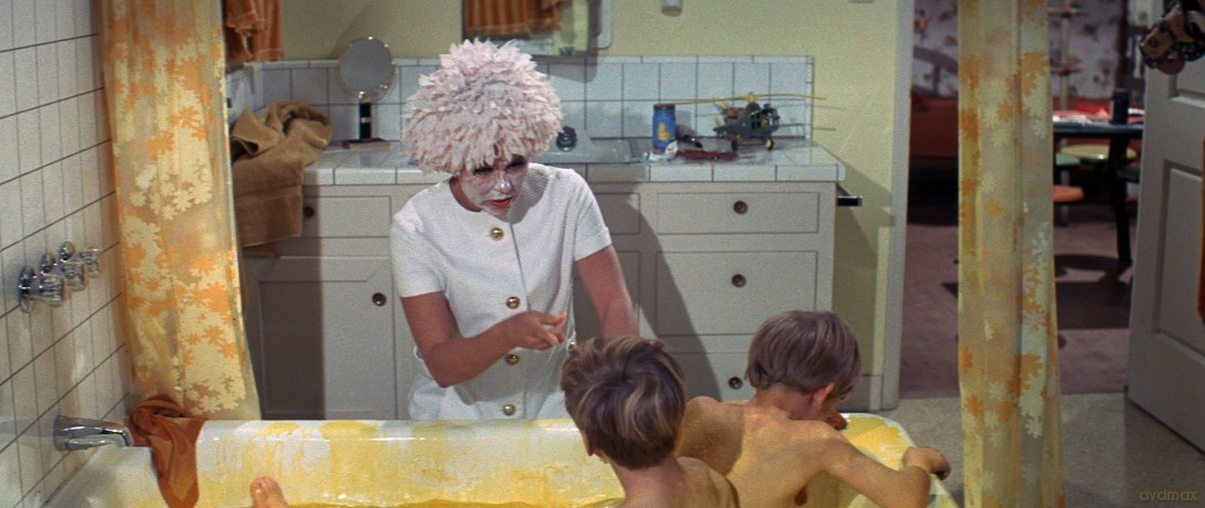 Der Mann In Mammis Bett [DVD]